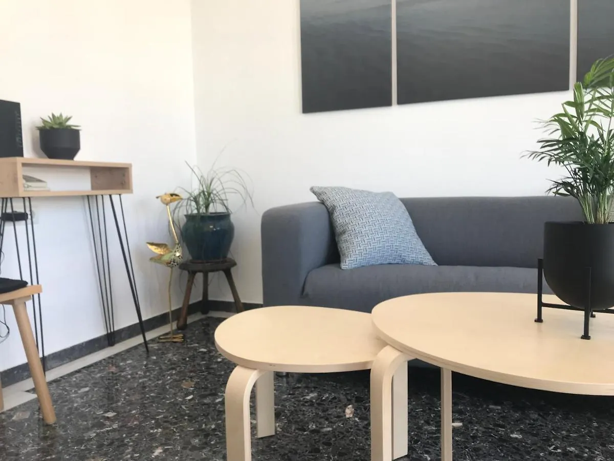 Patriko-Bright 3-Bedroom Vacation Home, 200M From The Beach. Rethymno  Greece