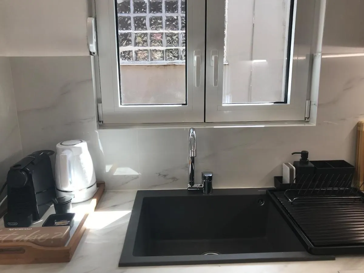 Patriko-Bright 3-Bedroom Vacation Home, 200M From The Beach. Rethymno  Holiday home