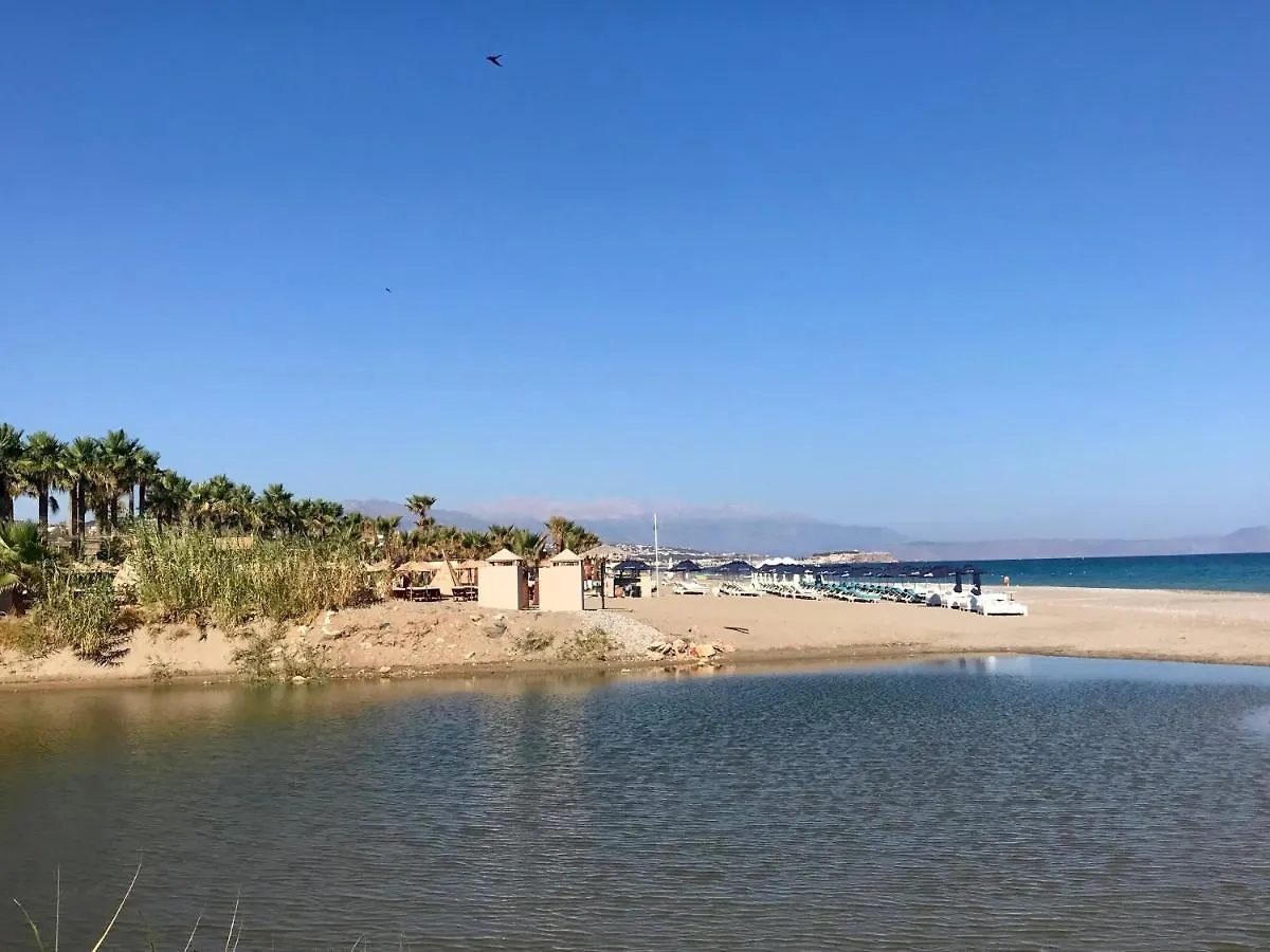 Holiday home Patriko-Bright 3-Bedroom Vacation Home, 200M From The Beach. Rethymno  Greece